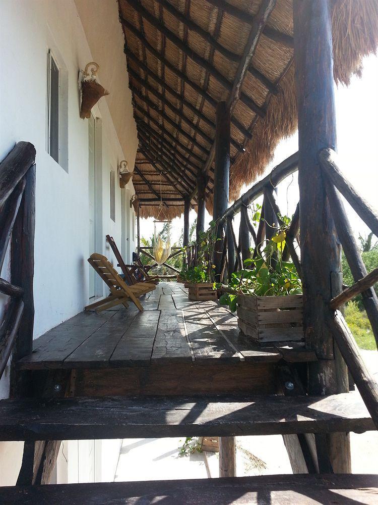 Blatha Tropical Rooms Holbox Exterior photo